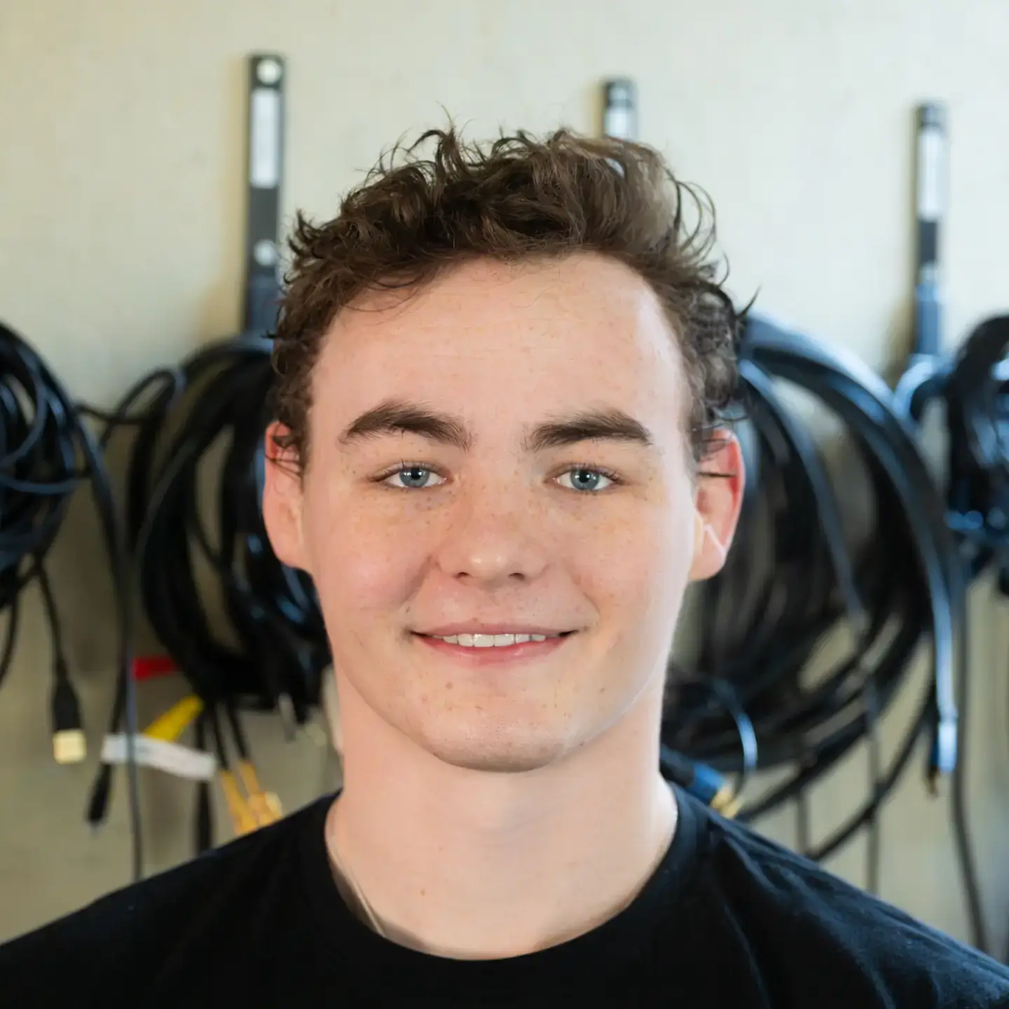 Headshot of Porter Howard in computer lab.