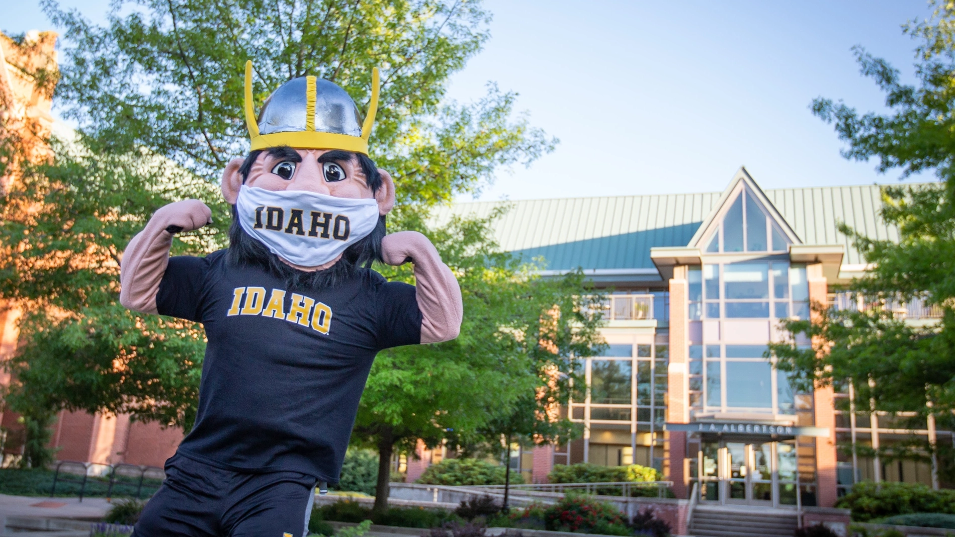 Healthy Vandals feature with students with face masks