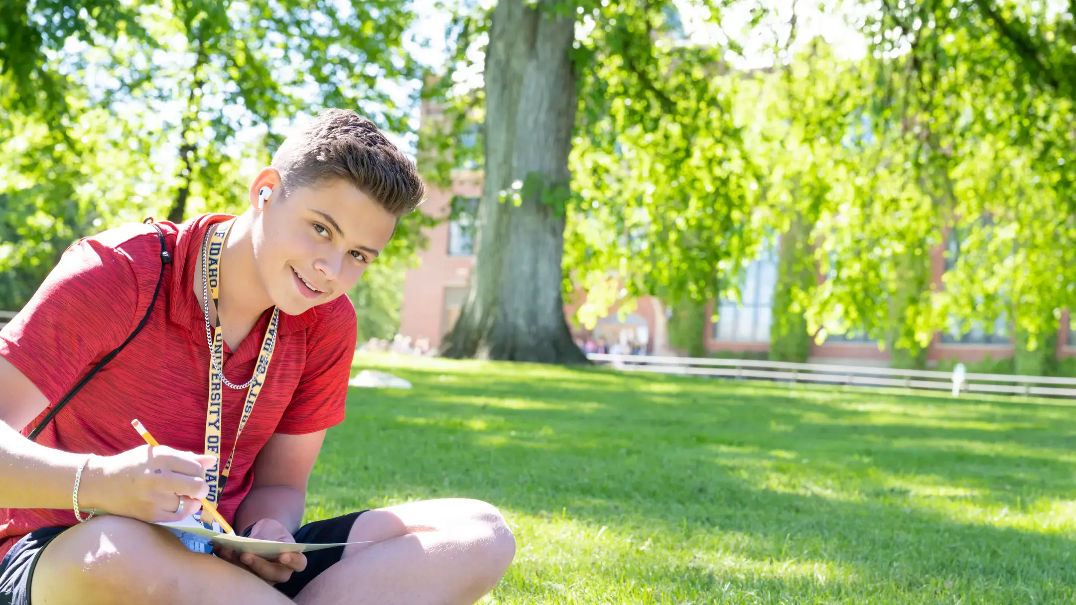 Summer Design Days, you will explore a wide range of art and design disciplines through hands-on projects in dynamic workshops led by our world-class faculty for High School students.