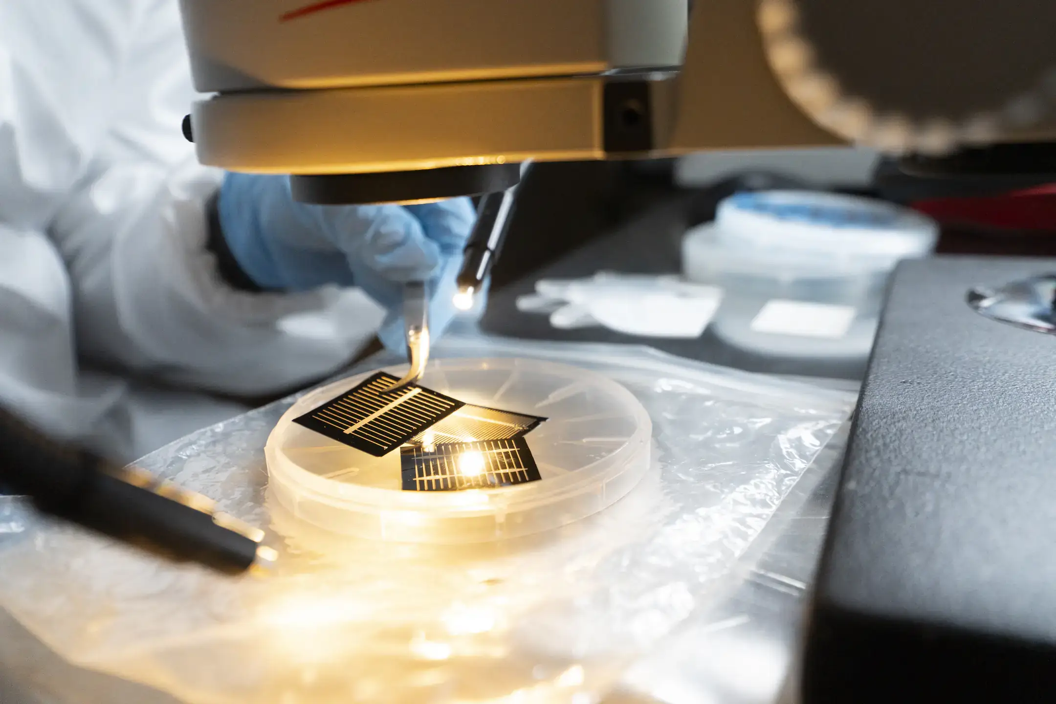 A group of electrical engineering seniors are developing a high-efficiency solar cell, an individual unit of a solar panel that converts sunlight to electricity, in the college’s state-of-the-art clean room. The solar cell will act as a tool to open access to undergraduate students interested in working in semiconductor manufacturing and in a clean room setting.