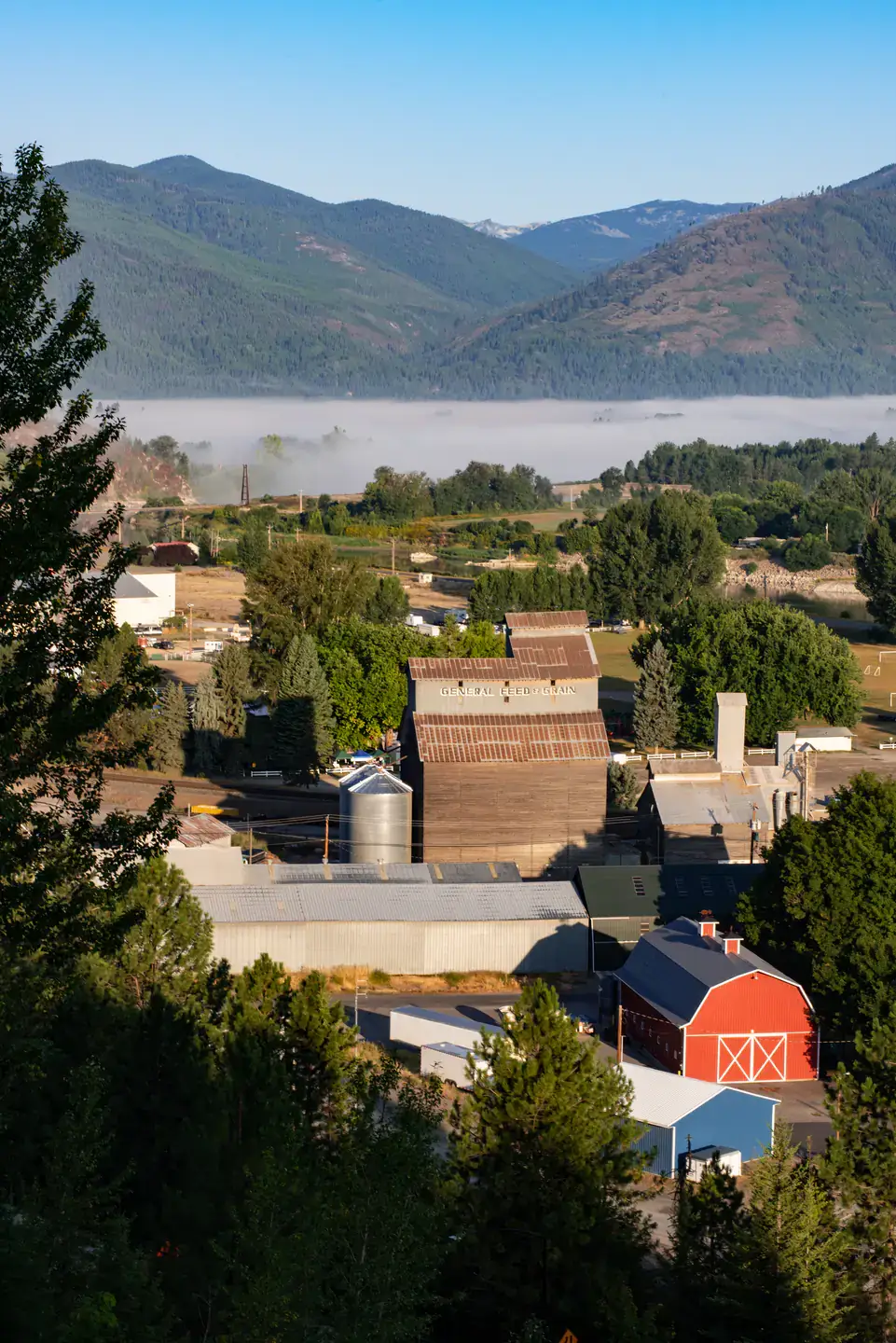 Physicians and healthcare providers working in rural communities connect to a care network via remote meetings hosted by ECHO to improve learning and patient outcomes.