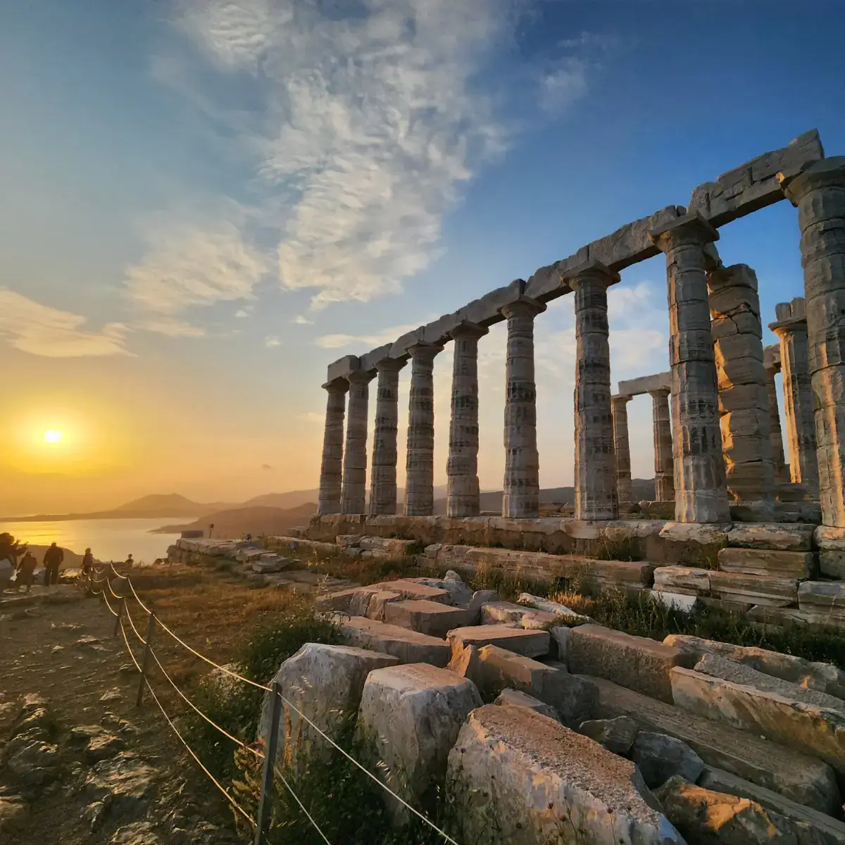 A collection of pillar ruins.