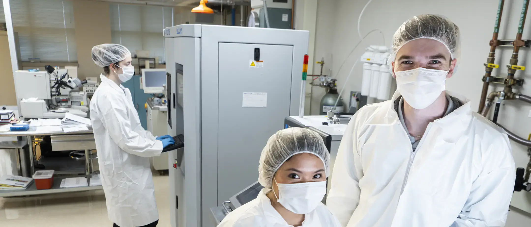 A group of electrical engineering seniors are developing a high-efficiency solar cell, an individual unit of a solar panel that converts sunlight to electricity, in the college’s state-of-the-art clean room. The solar cell will act as a tool to open access to undergraduate students interested in working in semiconductor manufacturing and in a clean room setting.