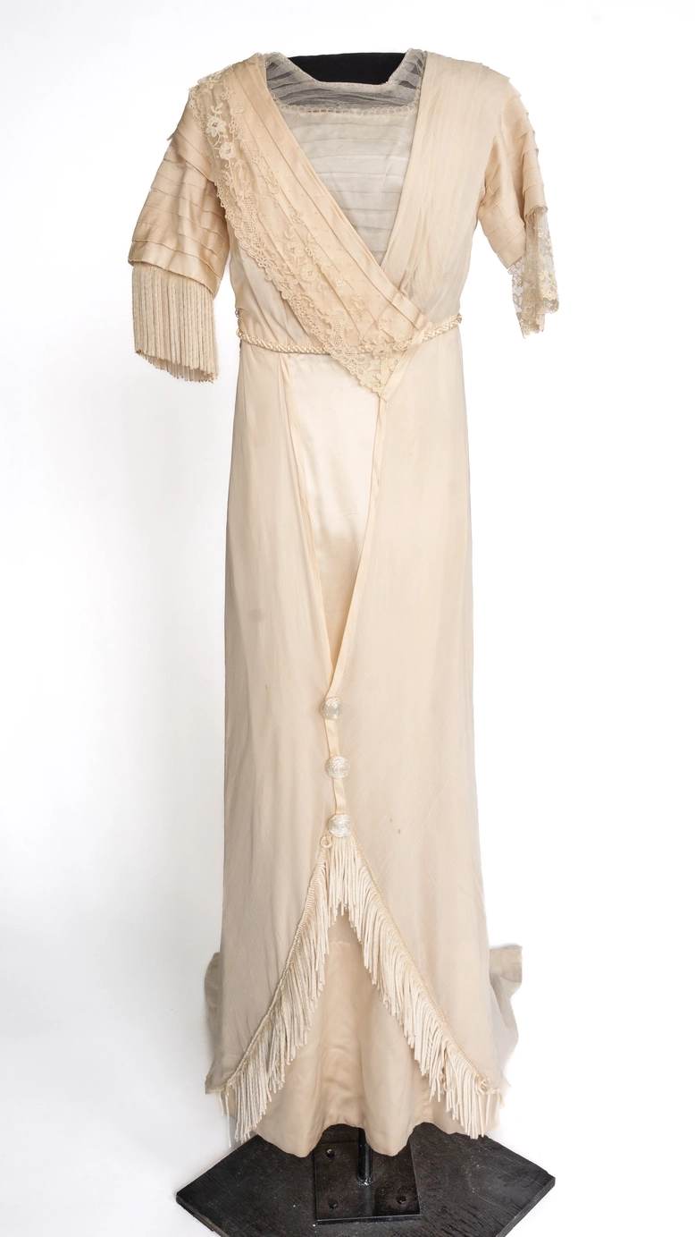 Leila Old Historic Costume Collection