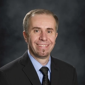 Portrait of Alex Vakanski