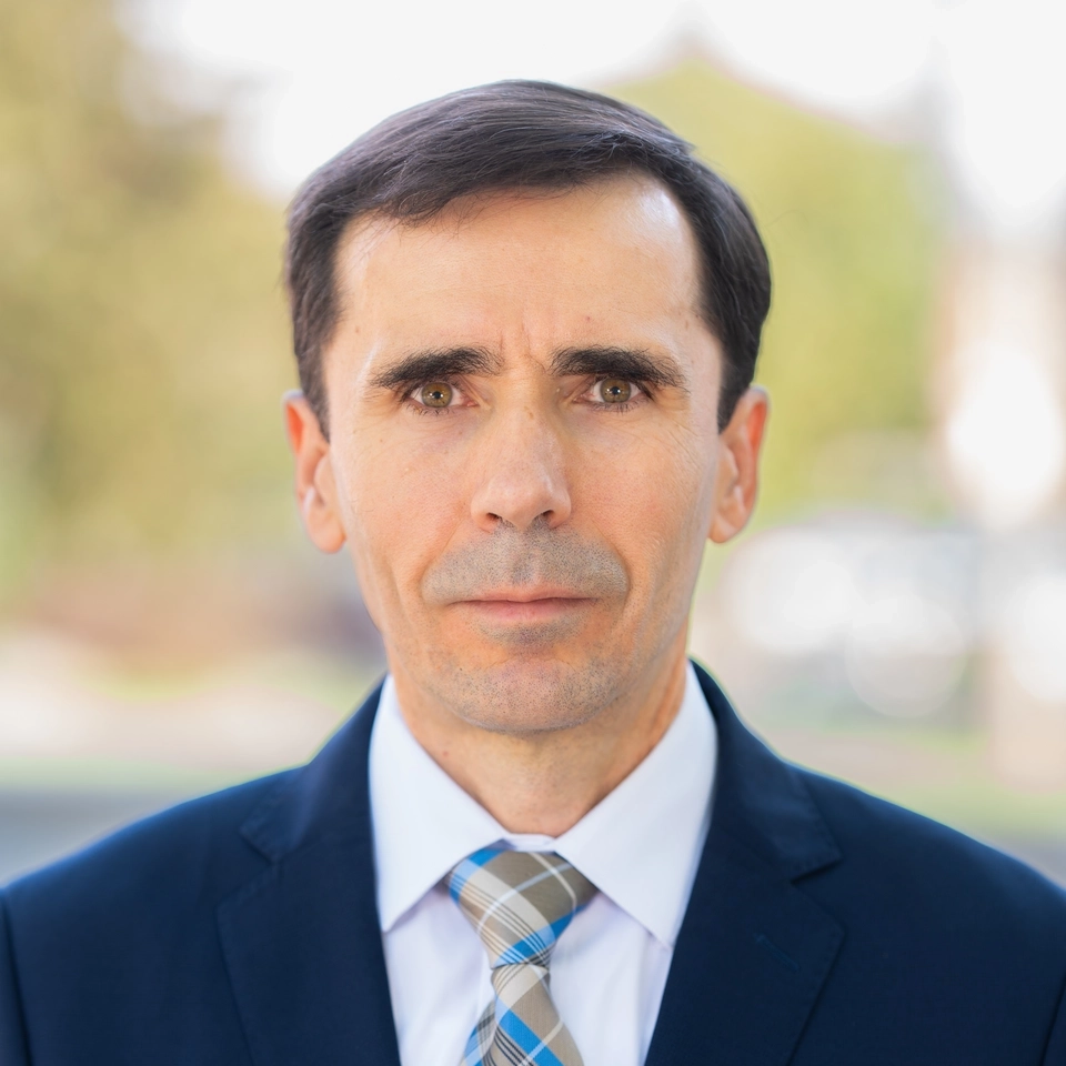 Portrait of Gabriel Potirniche - Associate Dean and Professor, Department of Mechanical Engineering; College of Engineering.