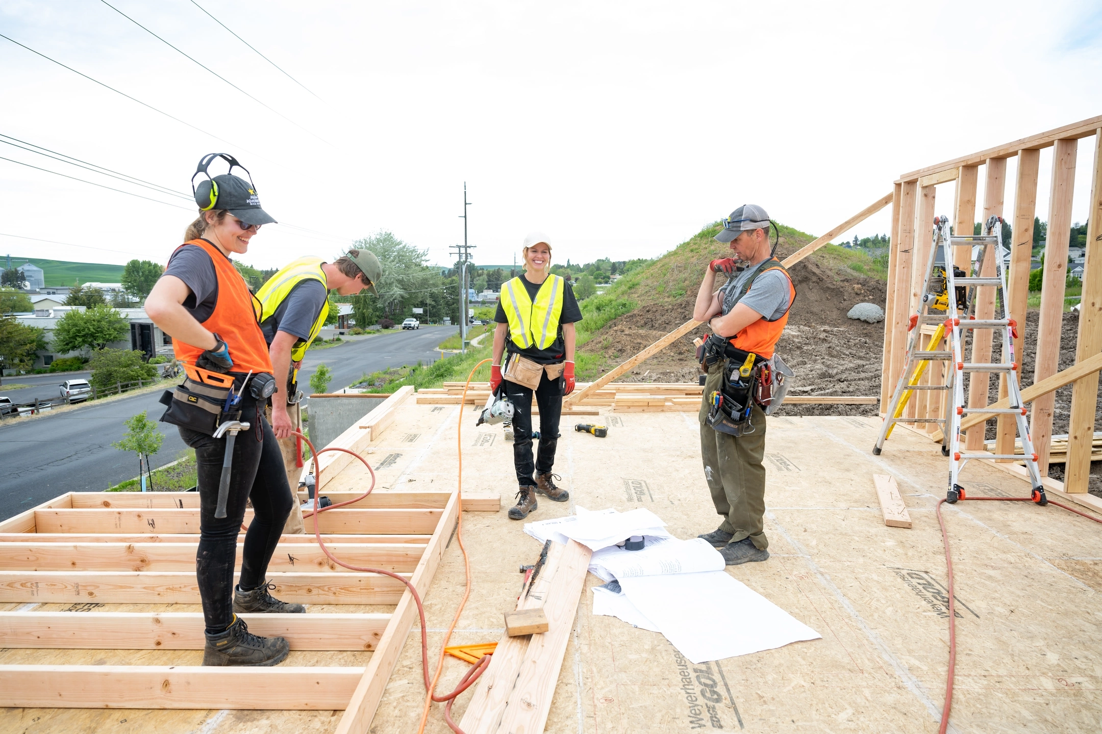 The College of Art and Architecture working with the Moscow Affordable Housing Trust to address the housing in Idaho. Vandal students, faculty and alumni have pivoted quickly to provide a solution.