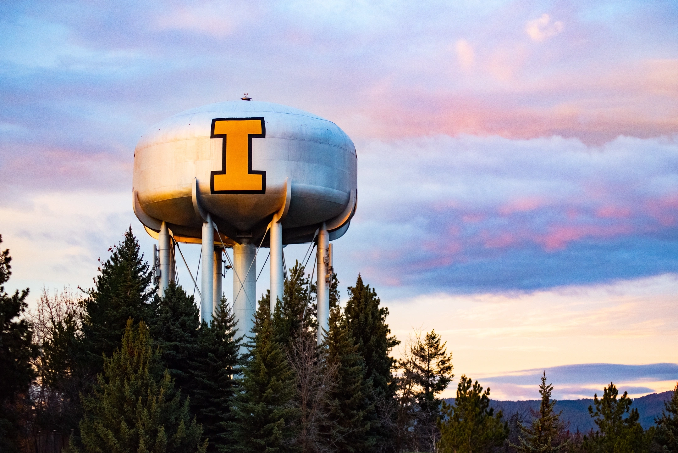 University of Idaho Moscow campus night photos in the fall