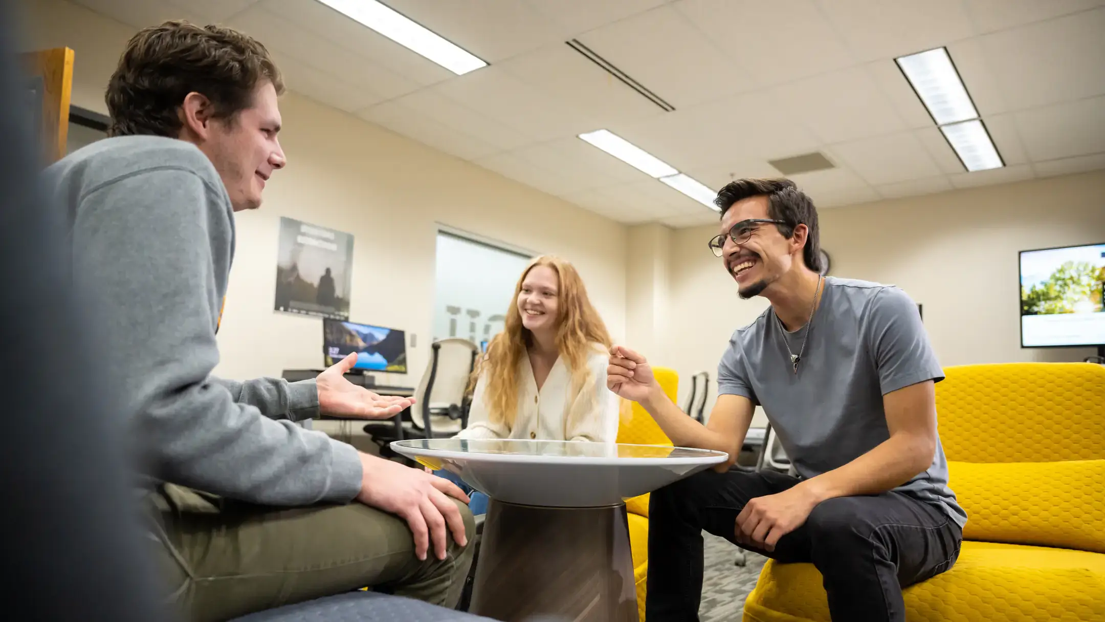 Student Raziel Sepulveda in the University of Idaho Library CDIL, Center for Digital Inquiry and Learning.