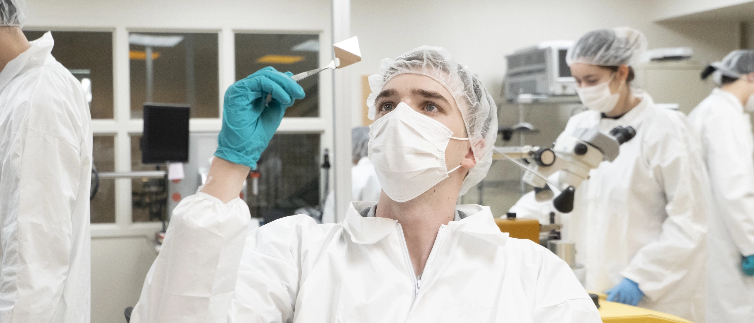 A group of electrical engineering seniors are developing a high-efficiency solar cell, an individual unit of a solar panel that converts sunlight to electricity, in the college’s state-of-the-art clean room. The solar cell will act as a tool to open access to undergraduate students interested in working in semiconductor manufacturing and in a clean room setting.