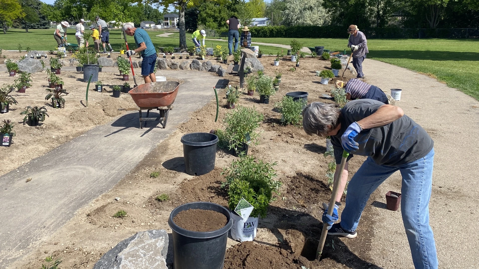 Horticulture and master gardeners at work