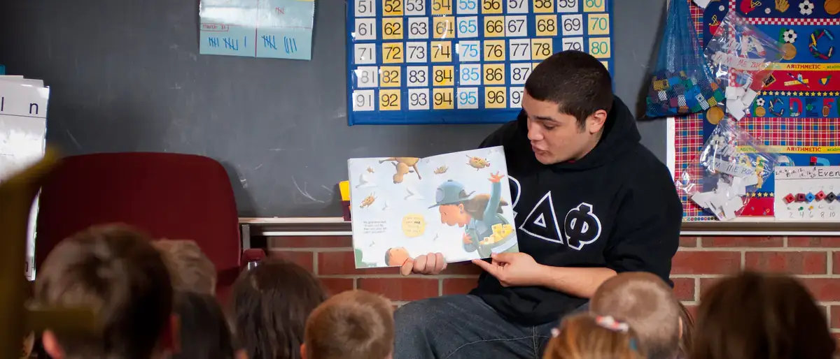 Alan Martiniez at Kindergarden class at the College of Education