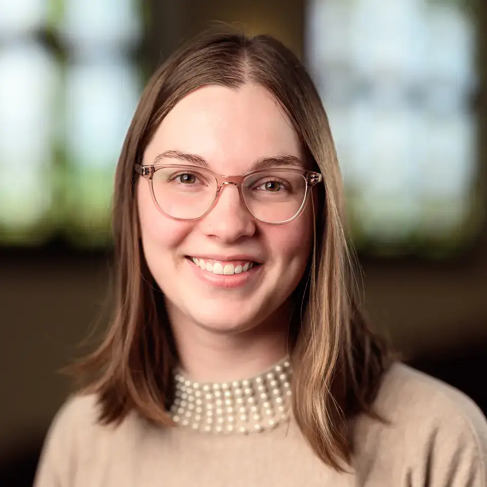 Portrait of Keslie Pharis.