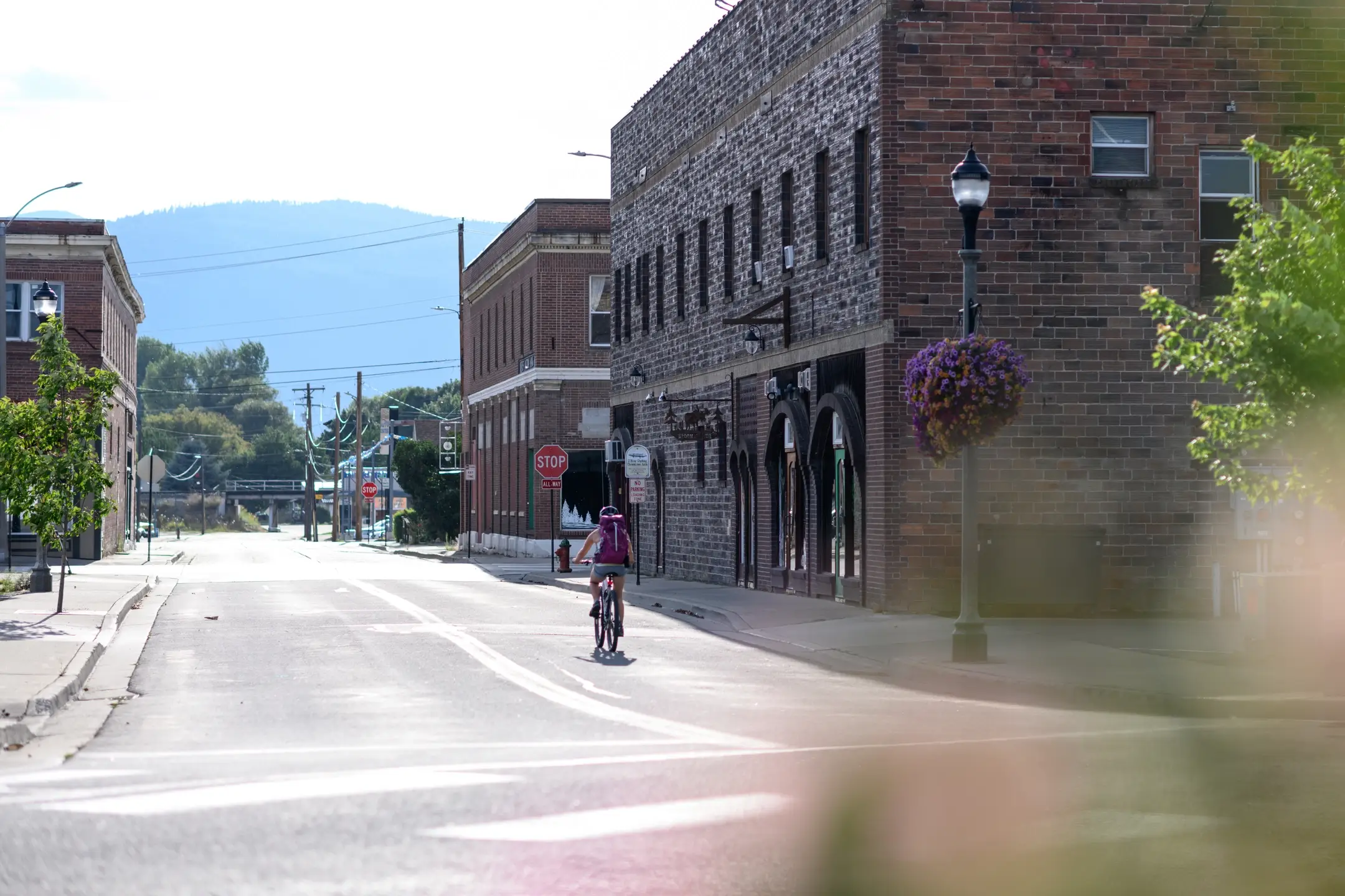 Physicians and healthcare providers working in rural communities connect to a care network via remote meetings hosted by ECHO to improve learning and patient outcomes.