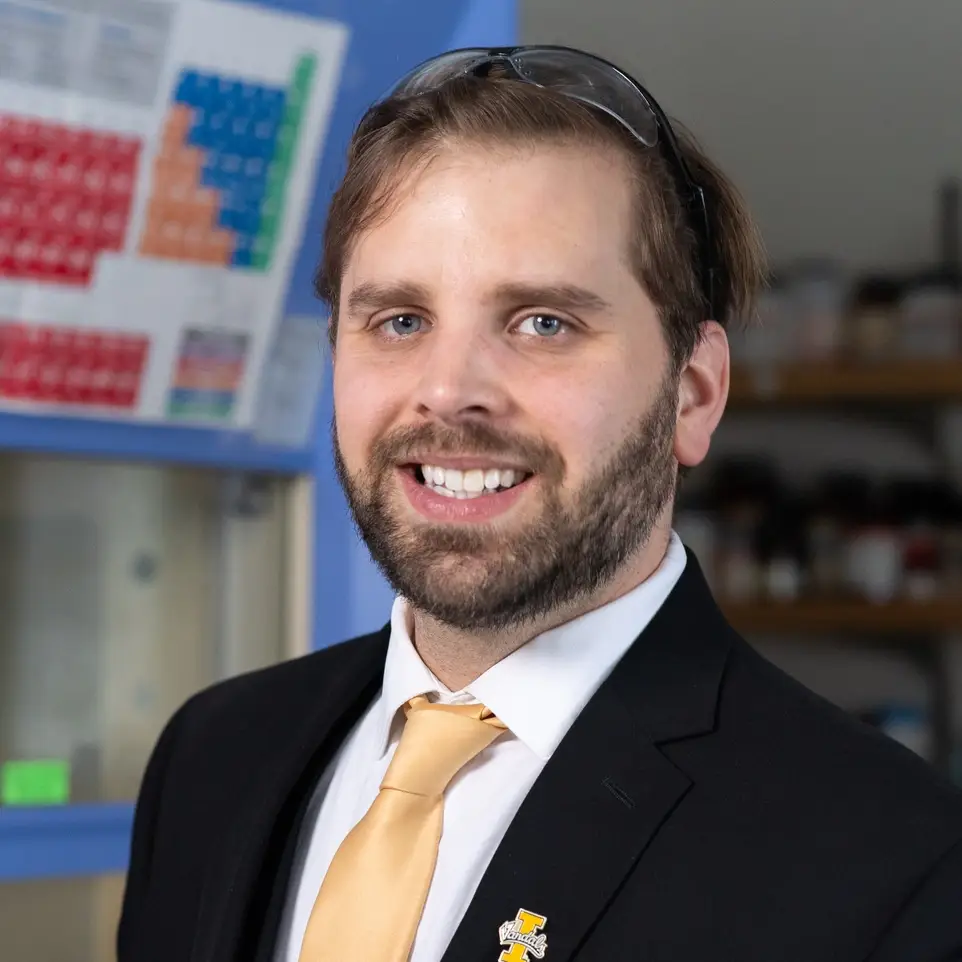 Portrait of Synthetic organometallic chemist, University of Idaho Chemistry professor Richard Thompson.