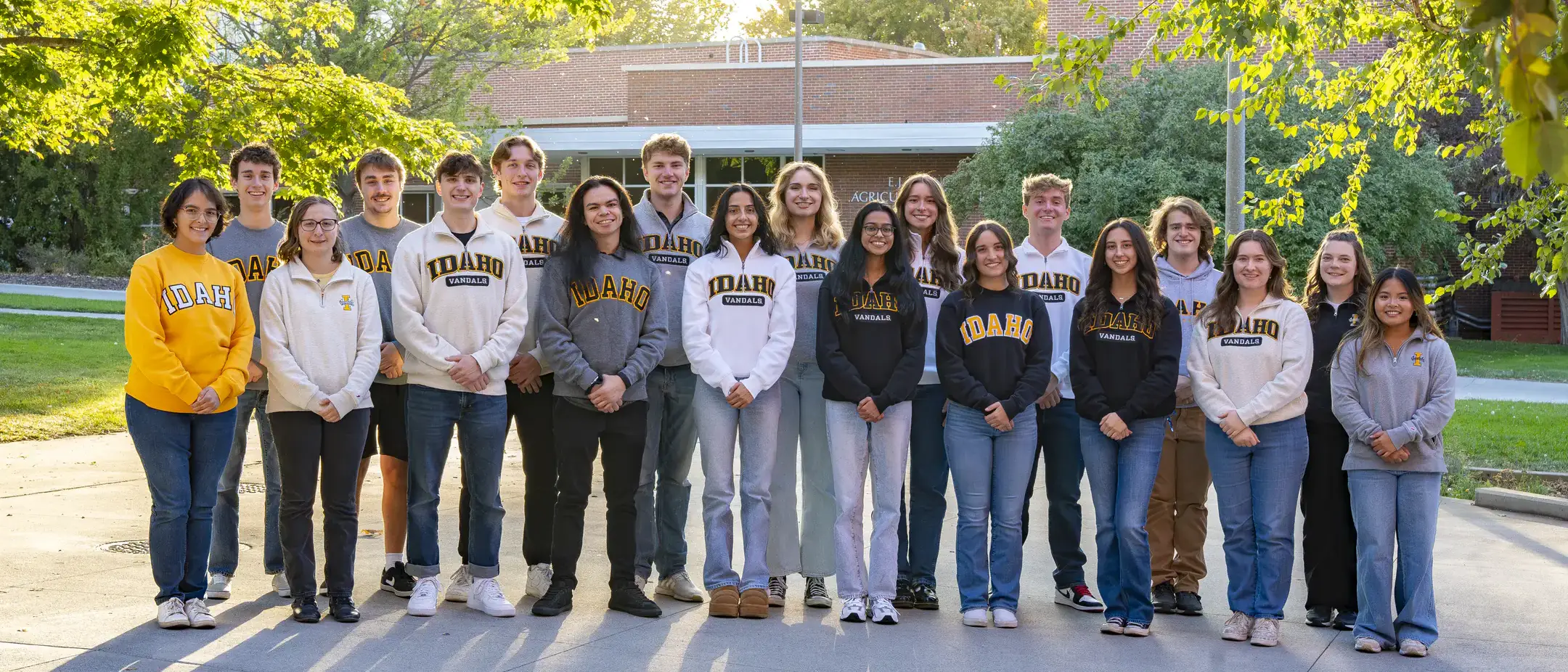 Engineering Ambassadors portraits and group photos.