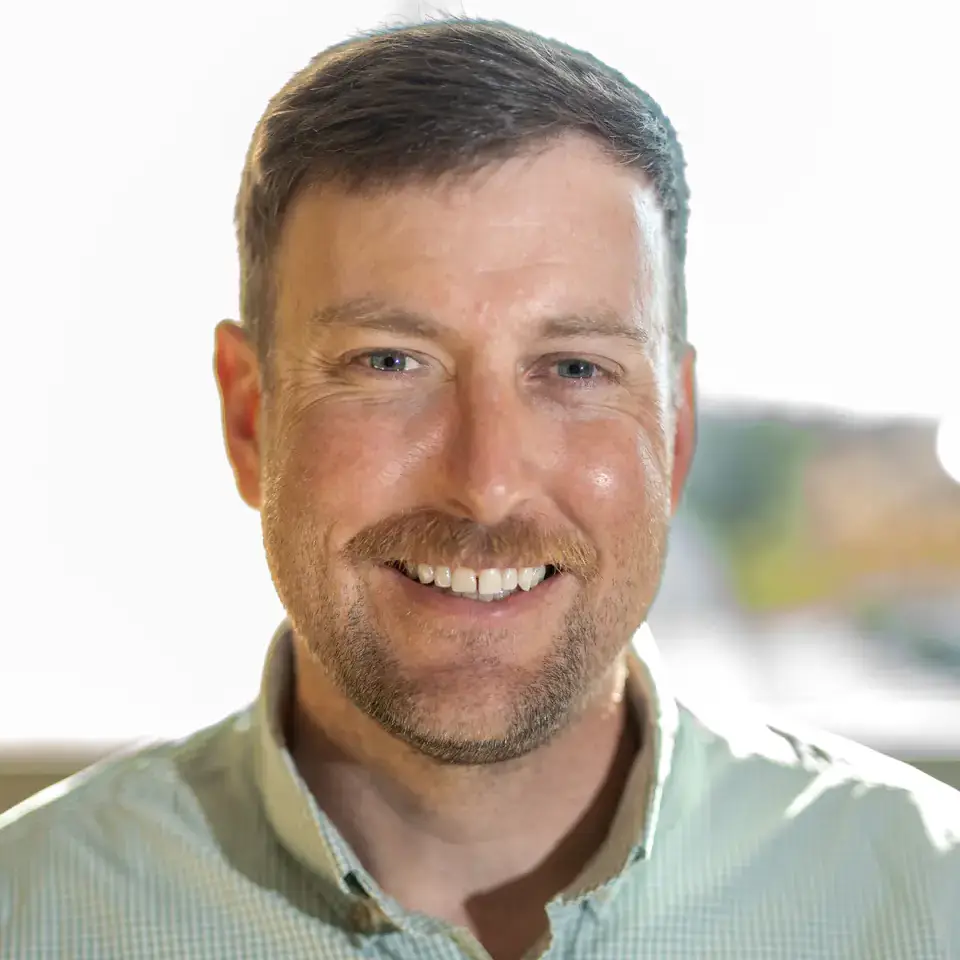 Portrait of Grant Loomis an Extension educator.