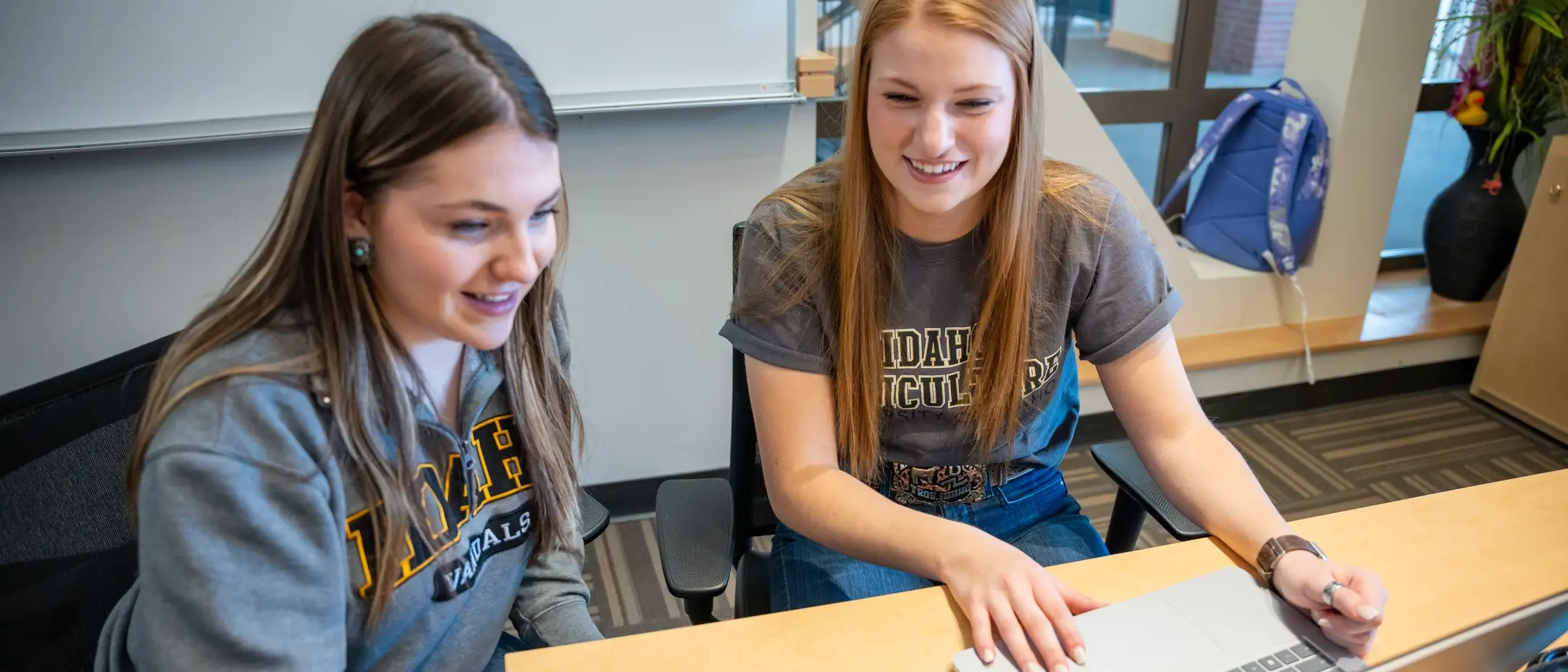 Stock photos and b-roll of AERS students in the Barker Trading Room to use for future marketing efforts.