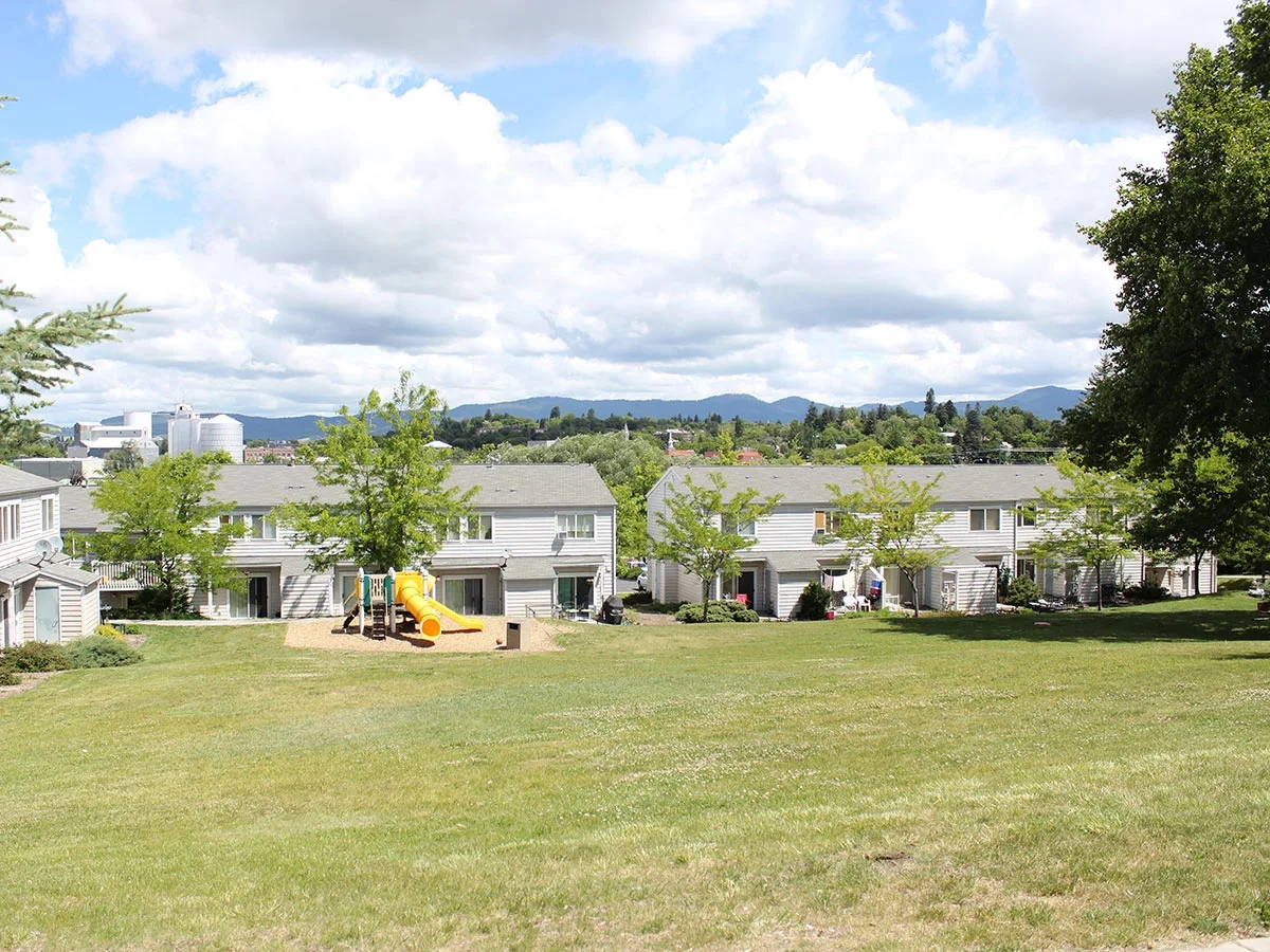 South Hill Vista exterior