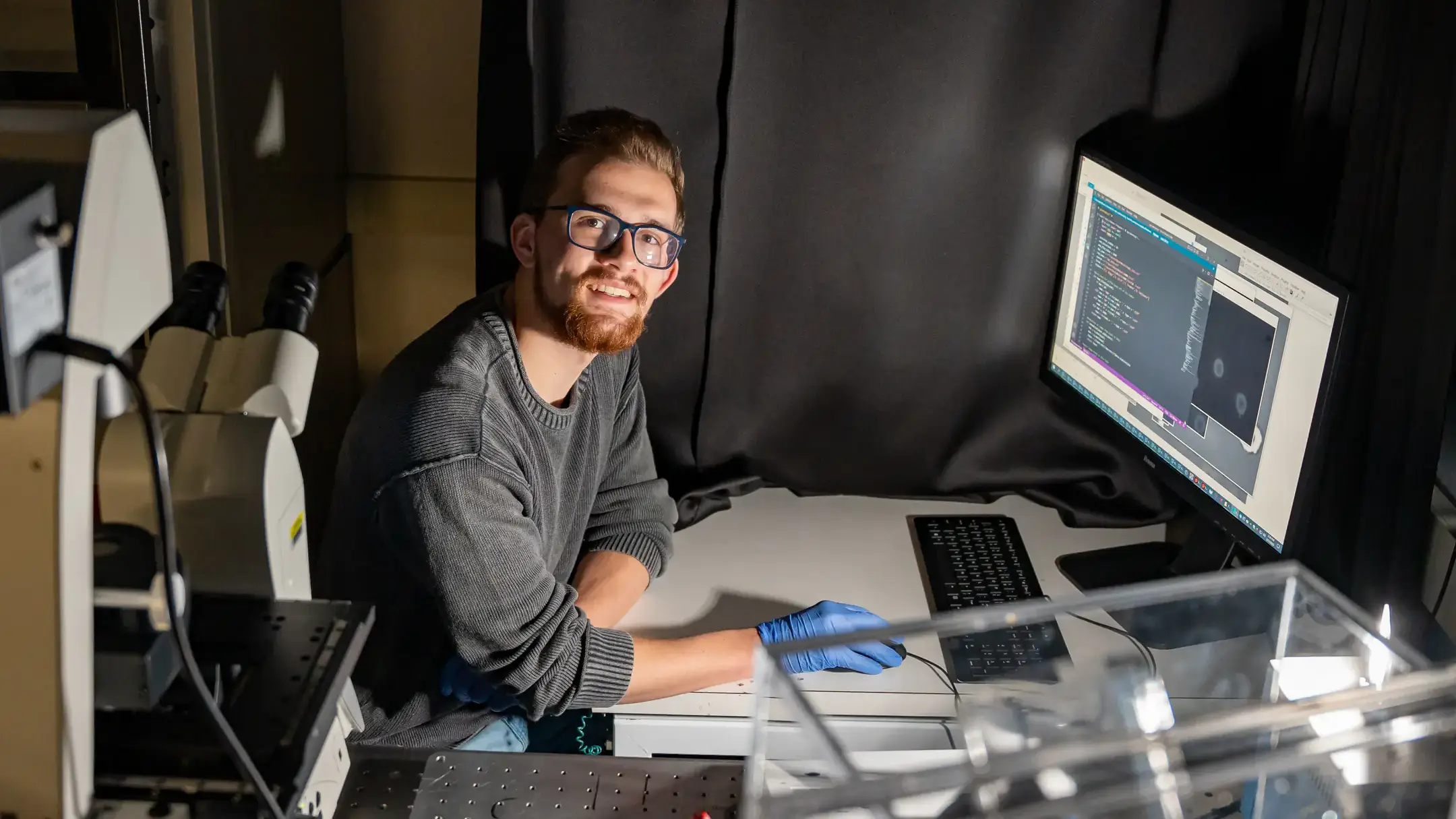 Undergraduate physics researcher and Hill Scholar in a physics lab teams up with physicist and biology malaria study to learn about the metabolism of the malaria parasite. Undergraduate research