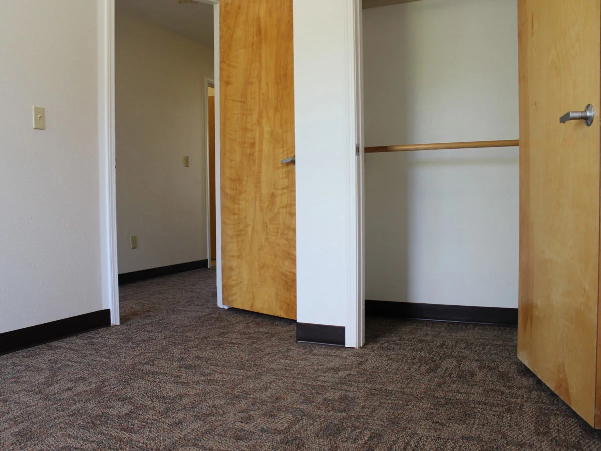 South Hill Vista bedroom
