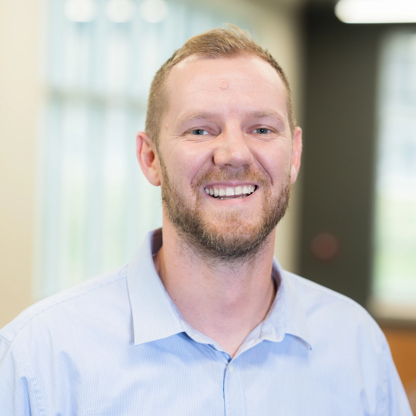 Portrait of Assistant Professor of Advertising in Journalism and Mass Media at the University of Idaho, Moritz Cleve.