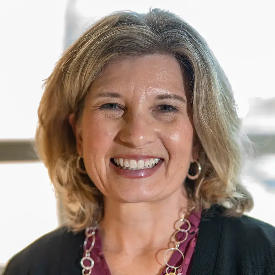 A portrait of Marnie Spencer.