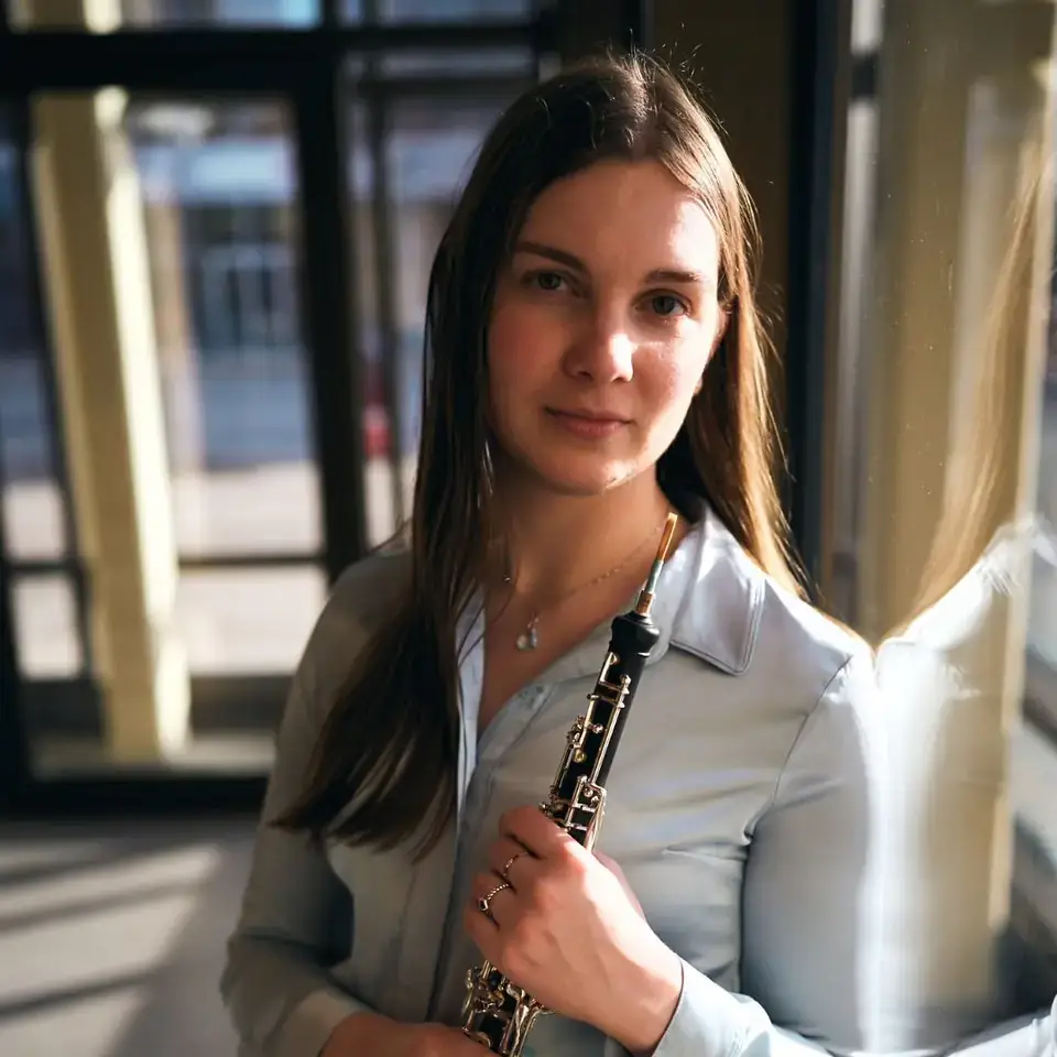 Portrait of Keslie Pharis.